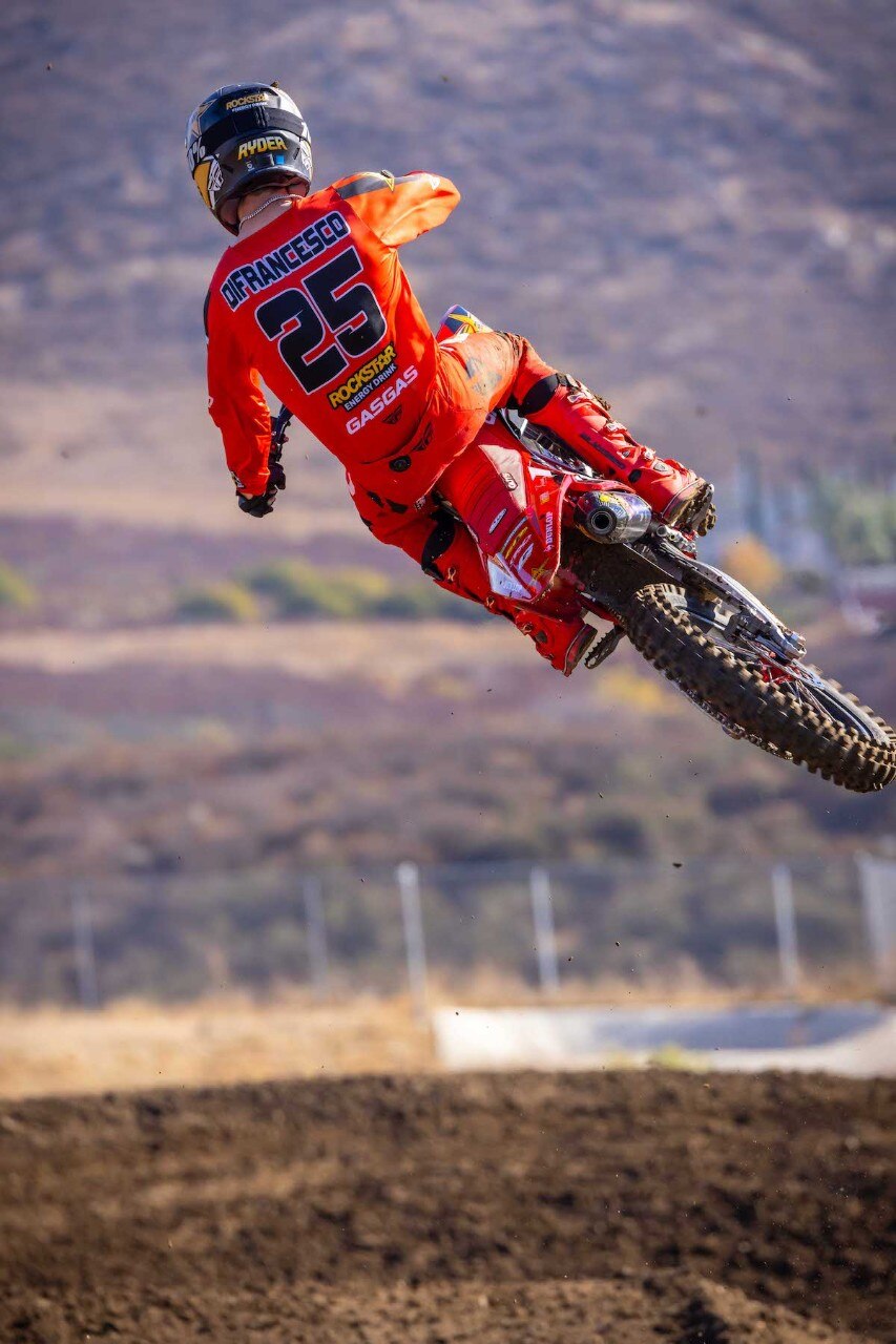 Team Rockstar Energy GASGAS Factory Racing pronto per la stagione SX 2025